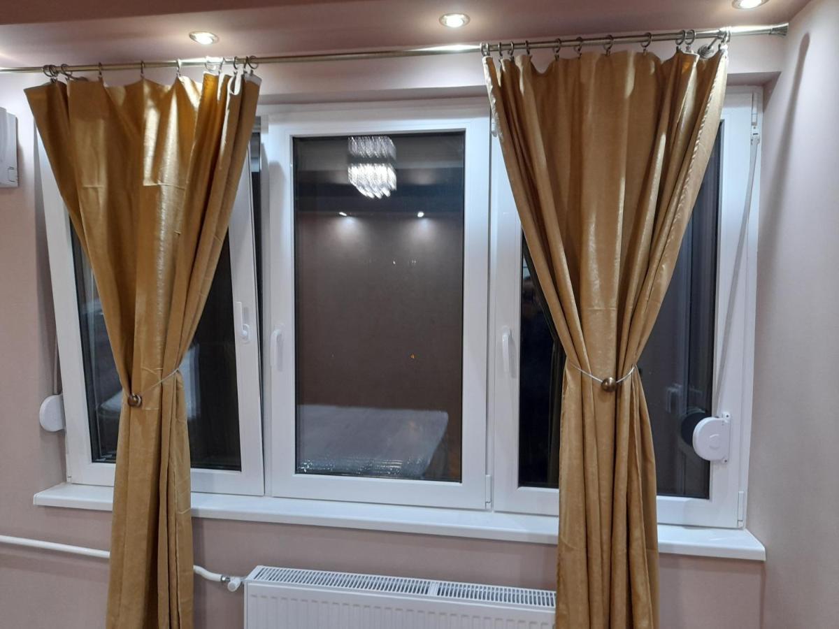 Iva Lux Apartman Zajecar Luaran gambar