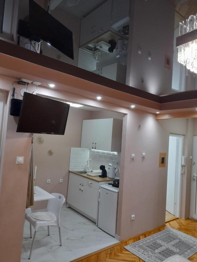 Iva Lux Apartman Zajecar Luaran gambar